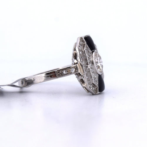 Bague 54 Bague Art déco en platine avec onyx et diamants 58 Facettes