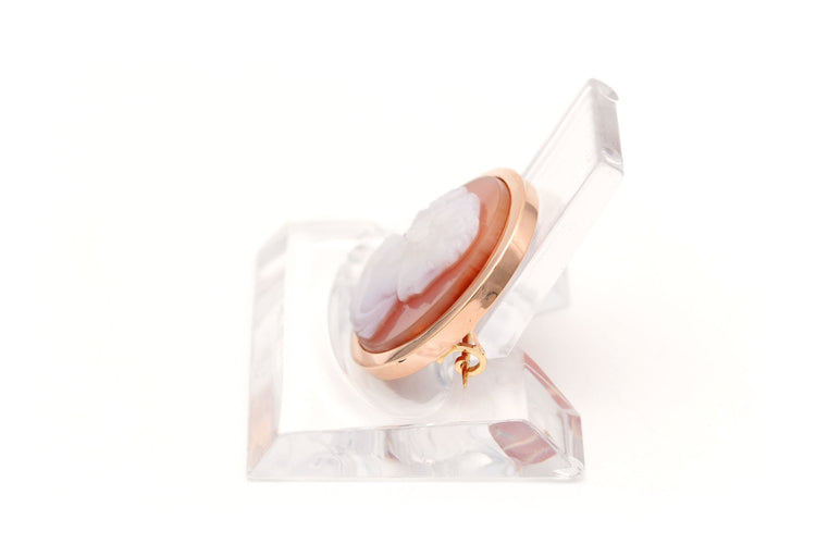 Broche Broche Napoléon III en or jaune sertie d'un camée en agate 58 Facettes B681