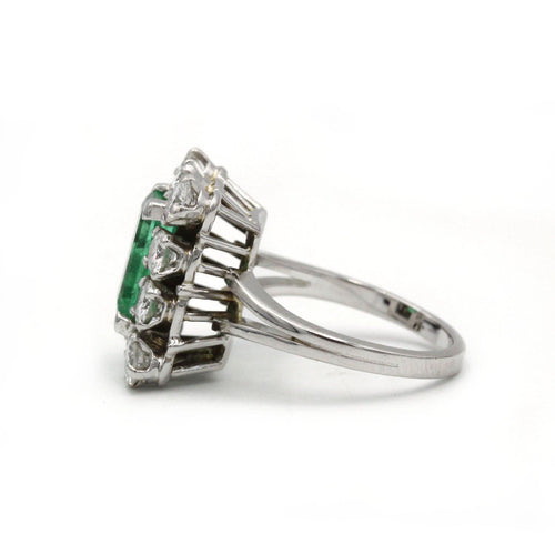 Bague 50 Bague - Or, Diamants & Emeraude 58 Facettes 250231R