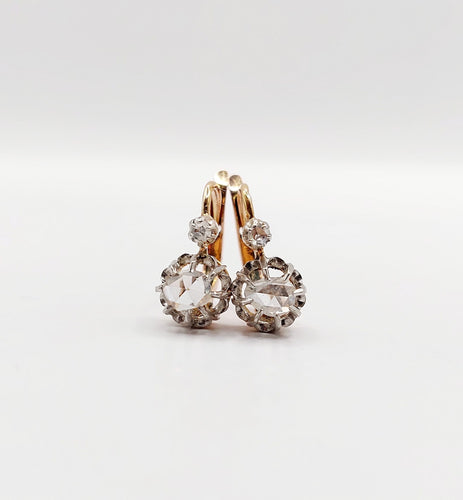Boucles d'oreilles Dormeuses antiques en or rose 18k et diamants taille rose 58 Facettes A06338