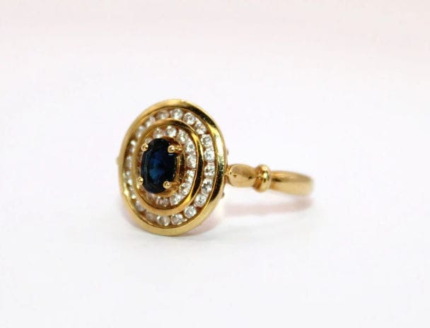 Bague 57 Bague Pompadour Vintage or jaune saphir diamants 58 Facettes