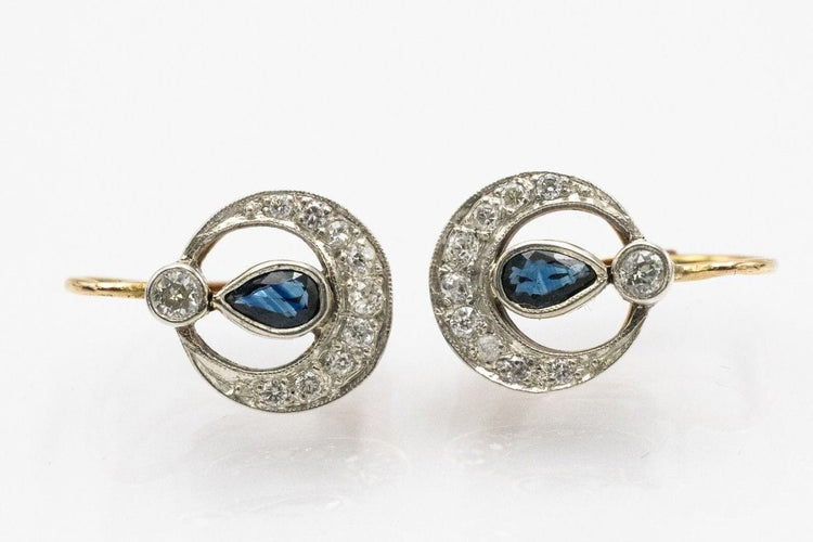 Boucles d'oreilles Boucles d'oreilles pendantes uniques avec saphirs et diamants 58 Facettes 11282