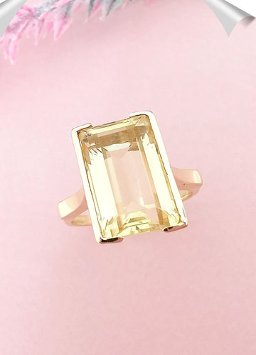 Bague 59.5 Bague Citrine rectangulaire à pans coupés Or Jaune 18 K 58 Facettes AA 1578