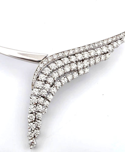 Collier Important collier en or blanc avec diamants 58 Facettes