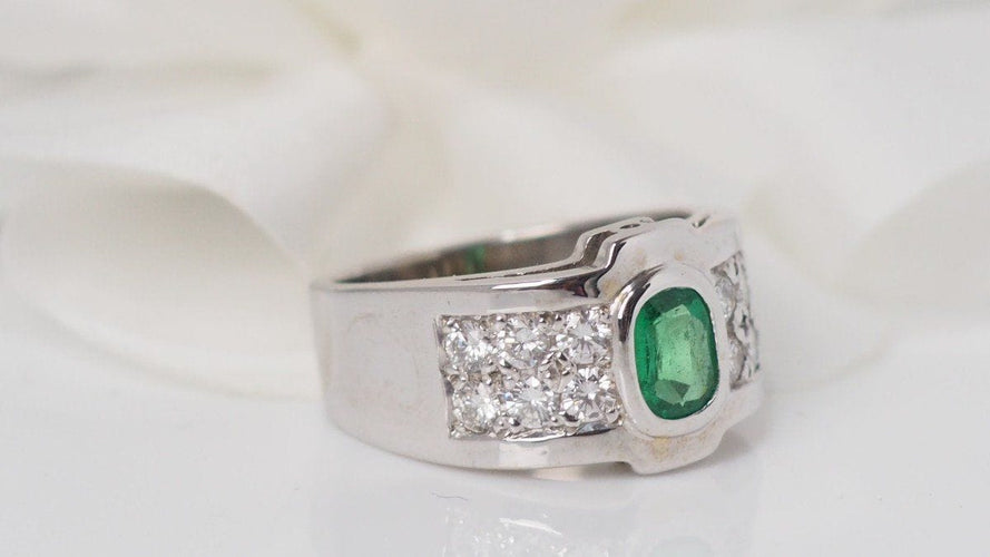 Bague 52.5 Bague En Or Blanc, Emeraude Et Diamants 58 Facettes 30753