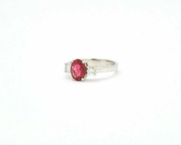Bague Bague en or blanc avec rubellite de 1,10 ct et diamants 58 Facettes 9586