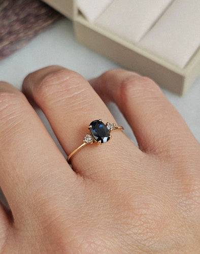 Bague 53 Bague or jaune, Saphir, Diamants 58 Facettes 693