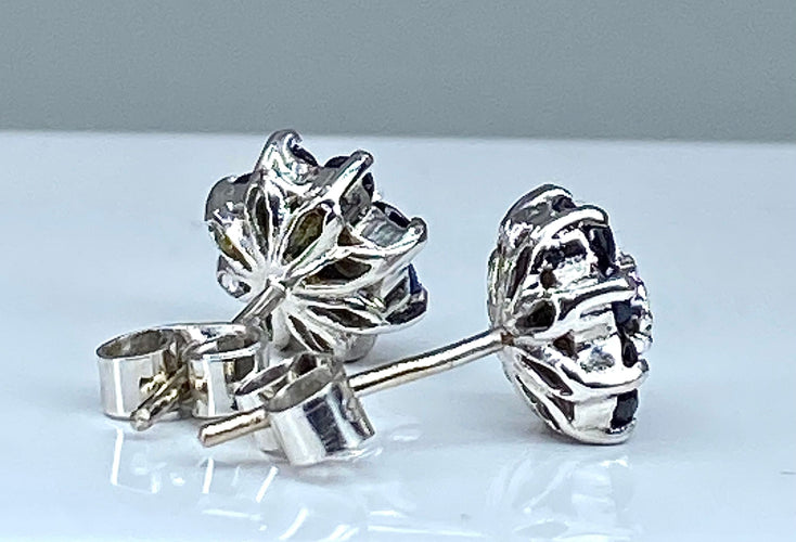 Boucles d'oreilles Boucles d’oreilles or blanc saphirs et diamants 58 Facettes AB363