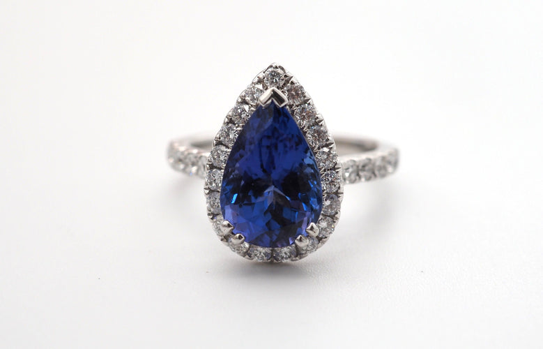 Bague Bague Or Blanc Diamants Tanzanite 58 Facettes