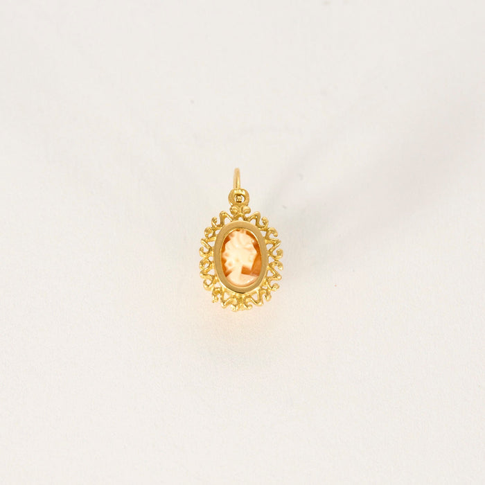 Pair of earrings cameo yellow gold