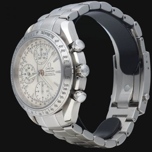 Montre Omega Montre Speedmaster Day Date Chronograph 40Mm 58 Facettes MT41846