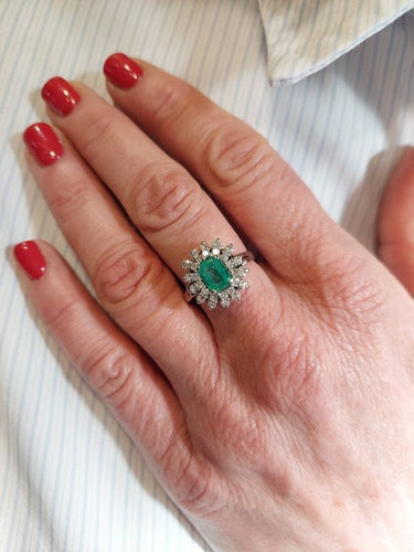 Bague 59 BAGUE POMPADOUR ÉMERAUDE ET DIAMANTS 58 Facettes 082781