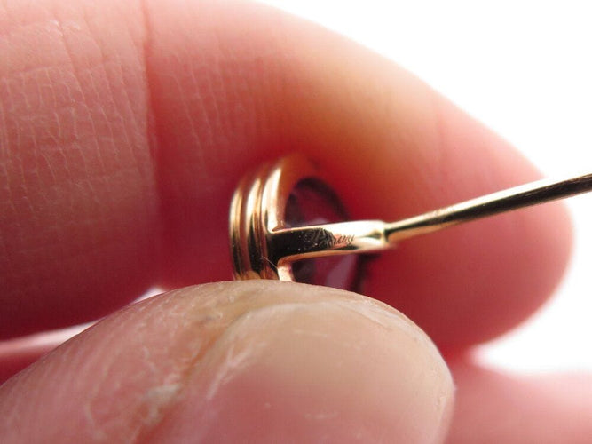 Boucles d'oreilles boucles d'oreilles POIRAY puces lolita amethyste or 18k  s 58 Facettes 270685