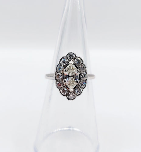 Bague 50 Bague marquise Art Déco or blanc, diamants 58 Facettes A05282