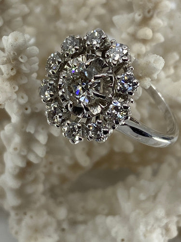 Bague 51 Bague marguerite, diamants 58 Facettes AB15