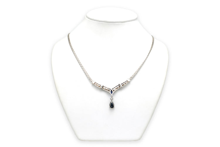 Collier Collier contemporain serti de saphirs et diamants taille brillant en or blanc 18k 58 Facettes 23106