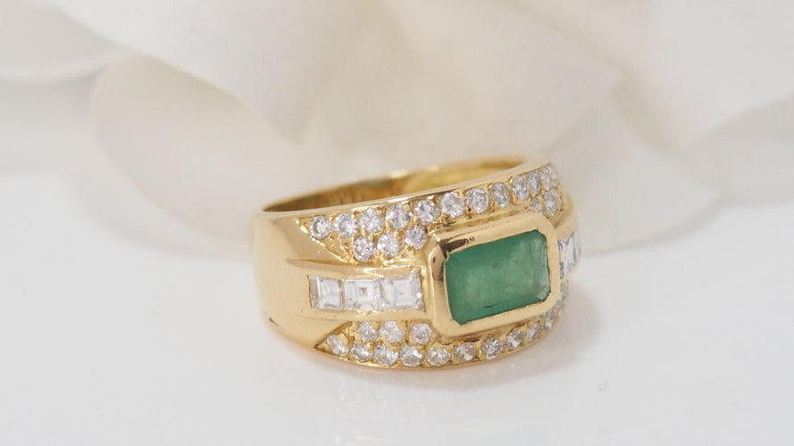 Bague 52 Bague Jonc en or jaune, émeraude et diamants 58 Facettes 31317