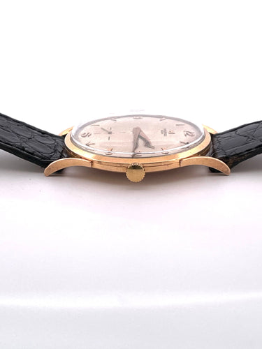 Montre Montre vintage Universal Geneve , or 58 Facettes