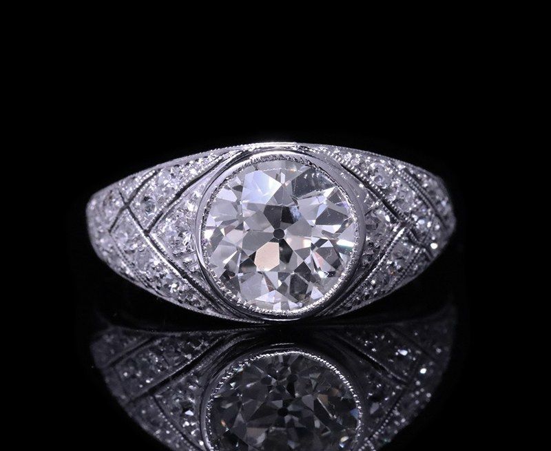 Solitaire Ring platinum and diamonds Art Deco