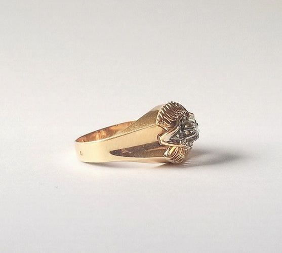 55 Bague or jaune diamants 58 Facettes