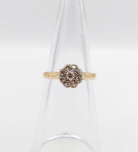 Bague 48.5 Bague marguerite or jaune, diamants taille ancienne (circa 1900) 58 Facettes A06229