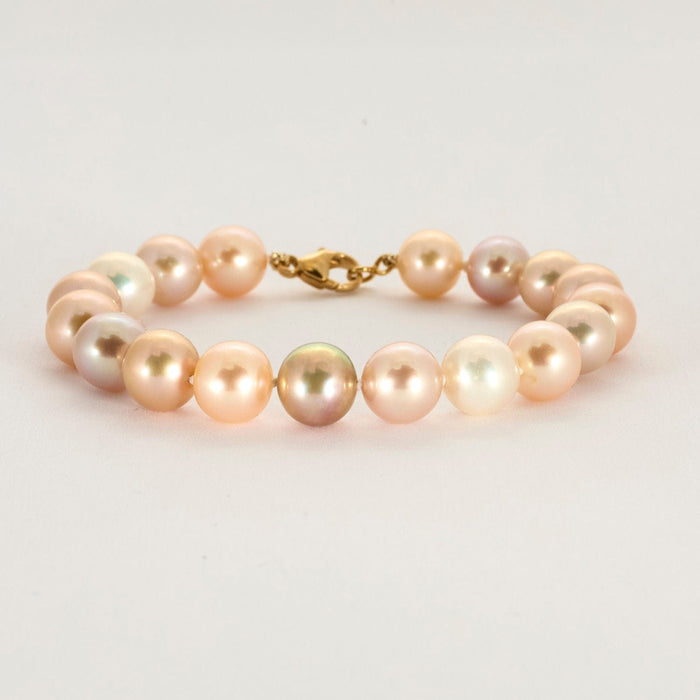 Yellow gold pearl bracelet