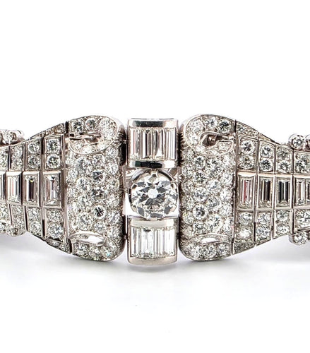 Bracelet Bracelet en platine serti de diamants taille brillant et baguette 58 Facettes