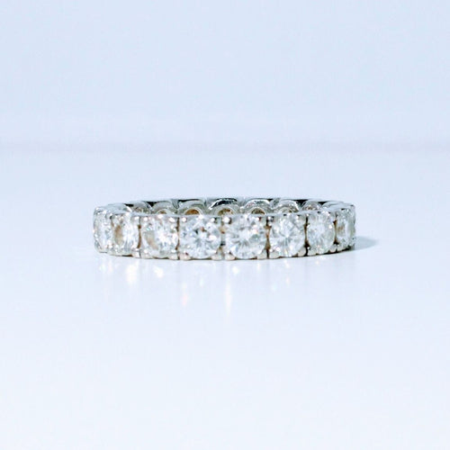 Bague 55 Alliance Américaine or blanc diamants 58 Facettes 240 565