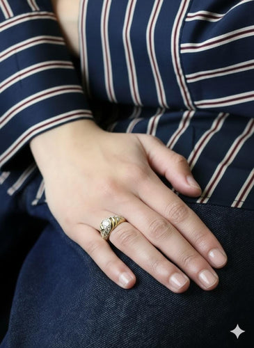 Bague 51 FRED Bague panthère or jaune diamants 58 Facettes 1216.4