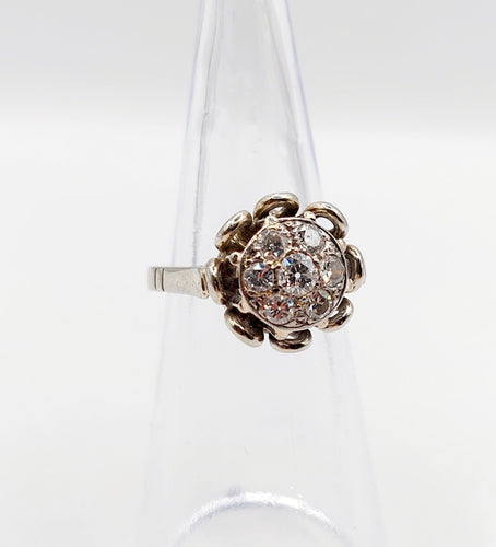 Prsten u obliku cveta art deco od belog zlata 18k i 0,40 karata dijamanta stare bruse (oko 1950) 