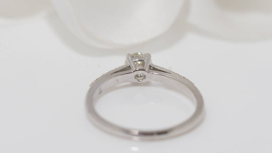 Bague 53 Bague Solitaire or blanc et diamant 0.41ct 58 Facettes 30920