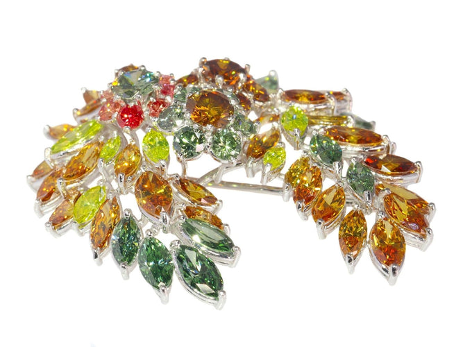 Broche Broche vintage exquise des années 1970 : une symphonie de plus de 19 carats de diamants de couleur fantaisie 58 Facettes 21092-0149