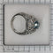 Bague 53 Bague vintage en platine avec zircon bleu – Élégance du milieu du siècle dans un design ajouré 58 Facettes 25115-0283