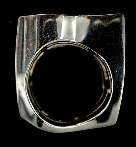 Bague 55 Bague or blanc sertie de 57 brillants 58 Facettes