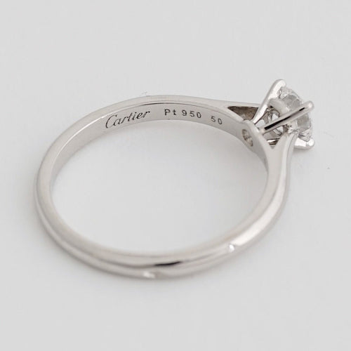 Bague 50 Bague Cartier Solitaire 1895, diamant rond de 0,35 carat, certifié GIA, couleur E/VVS2 58 Facettes