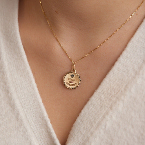 Pendentif AUGIS - Médaille d'amour en Or jaune 58 Facettes