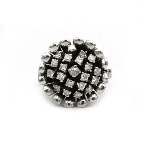 Bague 56 Bague - Or blanc et diamants 58 Facettes 1088-1