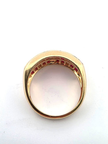 Prsten z masivního žlutého zlata 18 karátů s rubíny a diamanty 