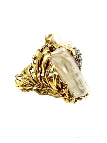 Bague GILBERT ALBERT. Importante bague or jaune 18K, perles et diamants 58 Facettes