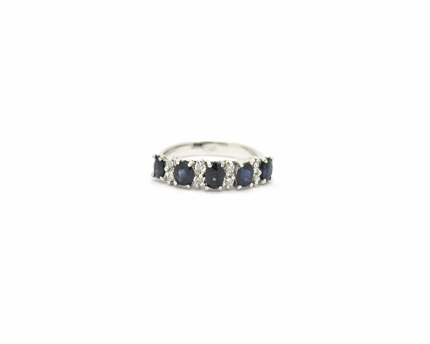 Bague Bague en or blanc sertie de saphirs et de diamants 58 Facettes 14488