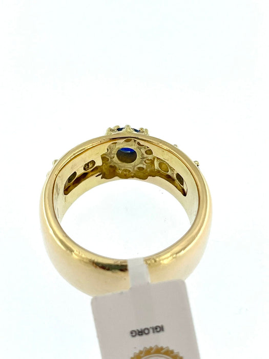 Ring aus Gelbgold, Diamanten und Saphiren