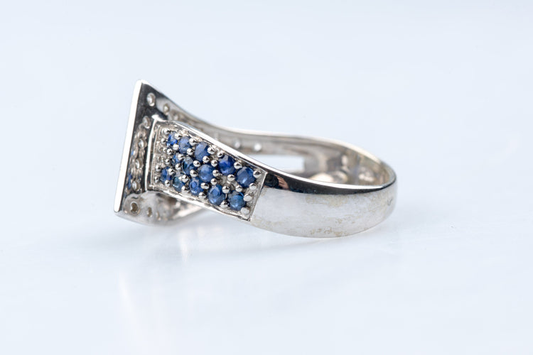 Bague 54 Bague or jaune, saphirs et diamants – 0,48 ct de saphir & 0,22 ct de diamant 58 Facettes BG41200111-107