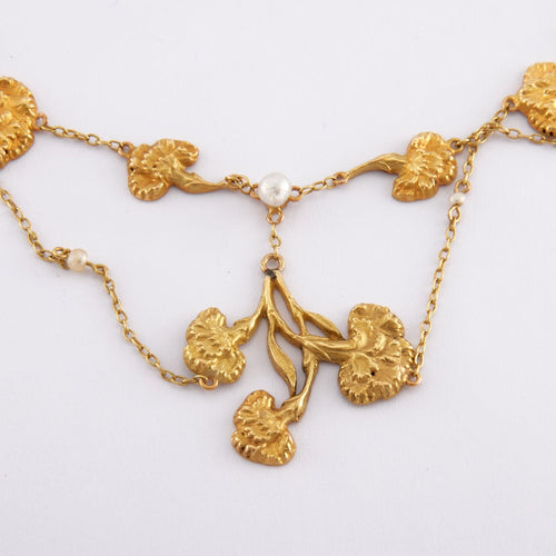 Collier Collier draperie aux oeillets, or jaune, travail français 58 Facettes