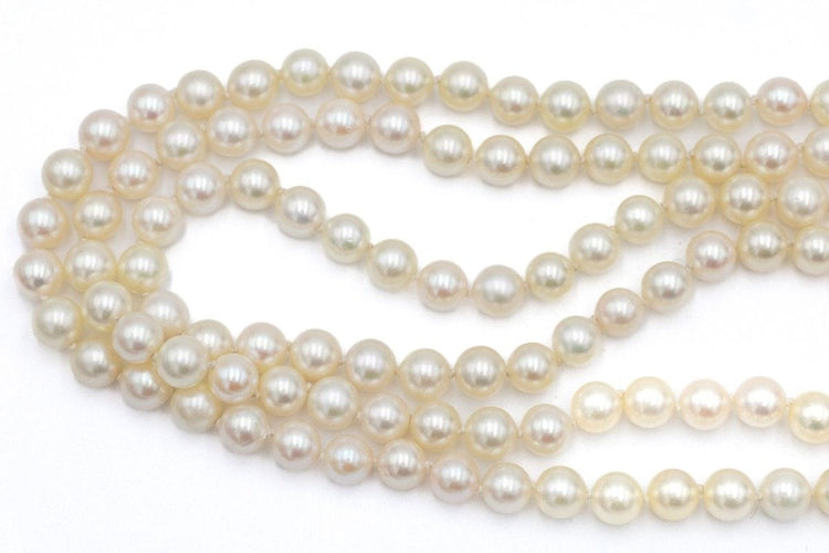 Collier Collier de perles à trois rangs avec fermoir en or et rosaces de diamants, vers 1900 58 Facettes 11576