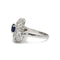 Bague 54 Bague en or blanc, diamants et saphir 58 Facettes 1308