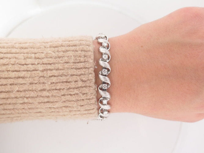 Bracelet vintage bracelet art deco serti de 19 diamants 1.9ct en or blanc 18k 35gr 58 Facettes 265184