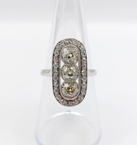 Bague 54.5 Bague marquise art deco Platine 2,25 carats diamant taille ancienne (circa 1910) 58 Facettes A06120