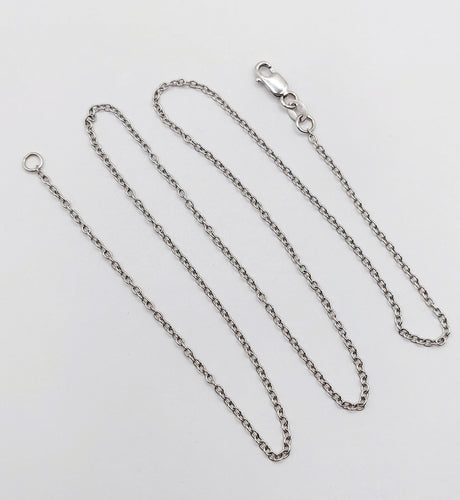 Collier Chaine vintage or blanc 18k mailles forçat 42,5 cm 2,49 gr 58 Facettes A06121