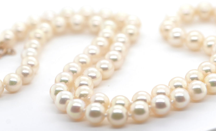 Collier Collier de perles de culture blanches 58 Facettes