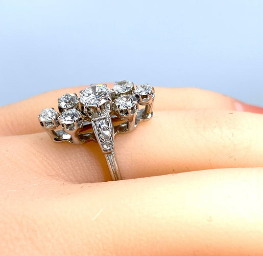 Диамантен пръстен маркиза